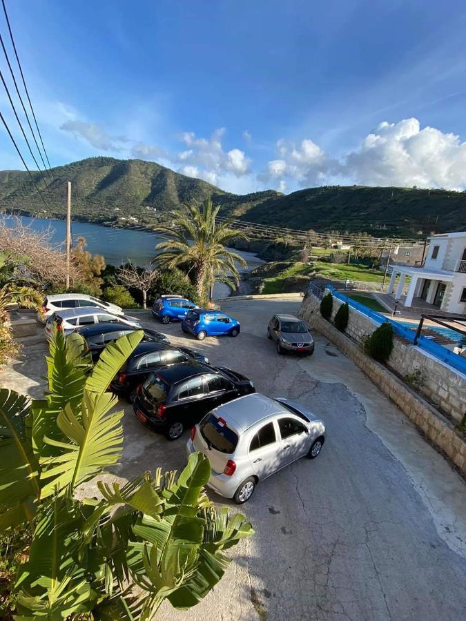 Olgas Villa Agia Marina  Экстерьер фото