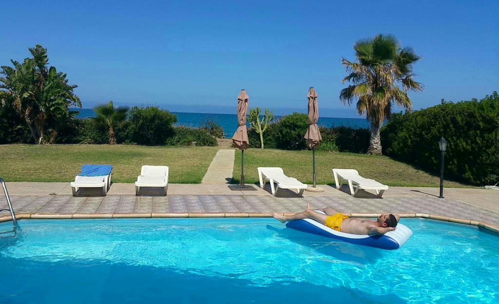 Olgas Villa Agia Marina  Экстерьер фото
