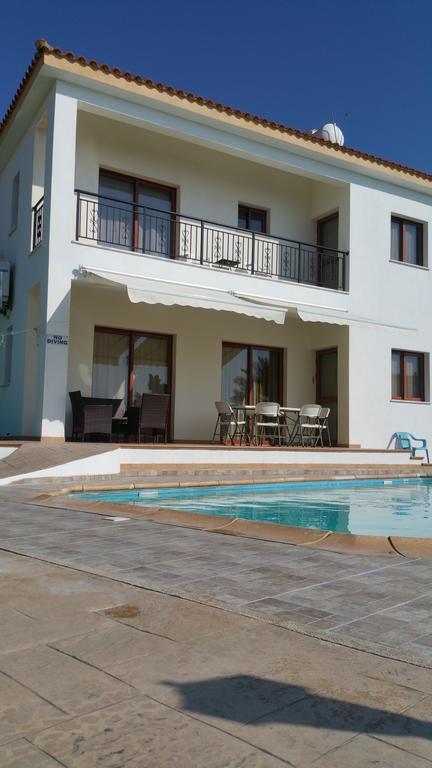 Olgas Villa Agia Marina  Экстерьер фото